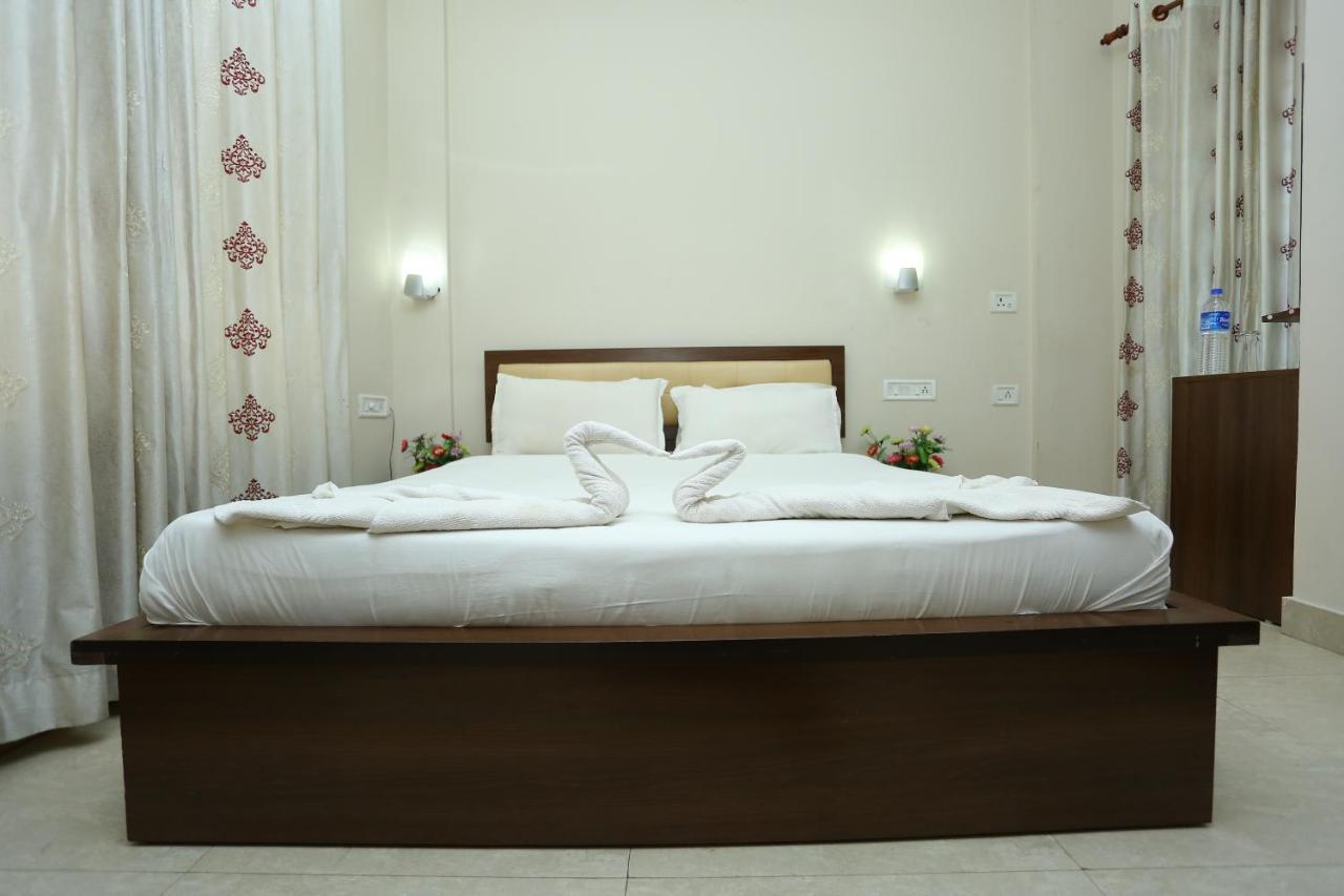 Hotel Innate Inn Alwaye Dış mekan fotoğraf
