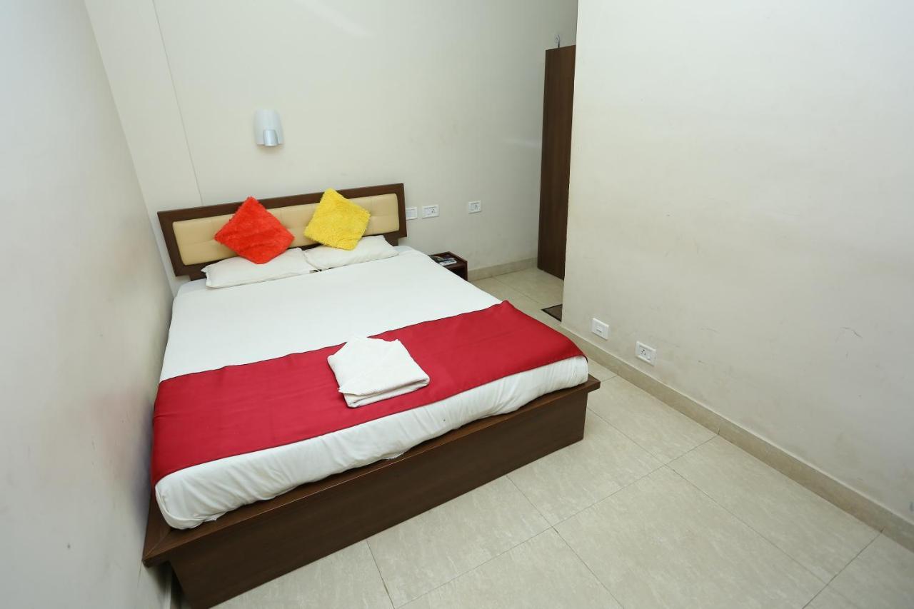 Hotel Innate Inn Alwaye Dış mekan fotoğraf